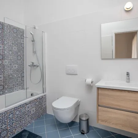 Flori By Interhome Vila