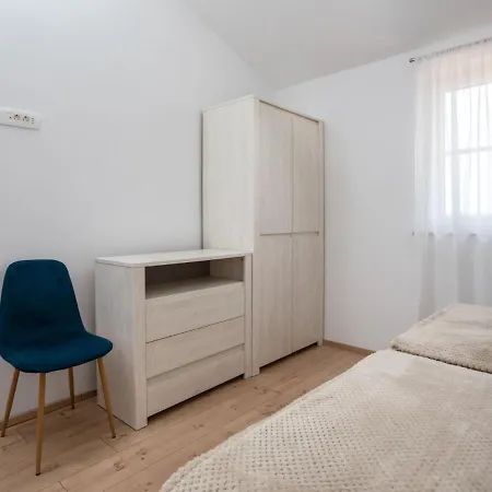 Vila Flori By Interhome